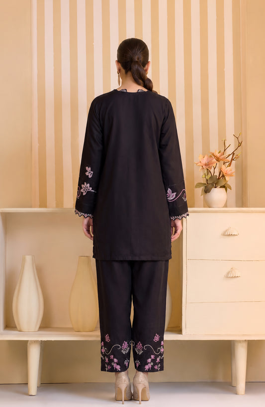 Mulaqaat by Amna Khadija Embroidered Cotton Stitched 2 Piece Co-ord Set - AKMEC-25 - AM26QTL - Black - Casual Collection