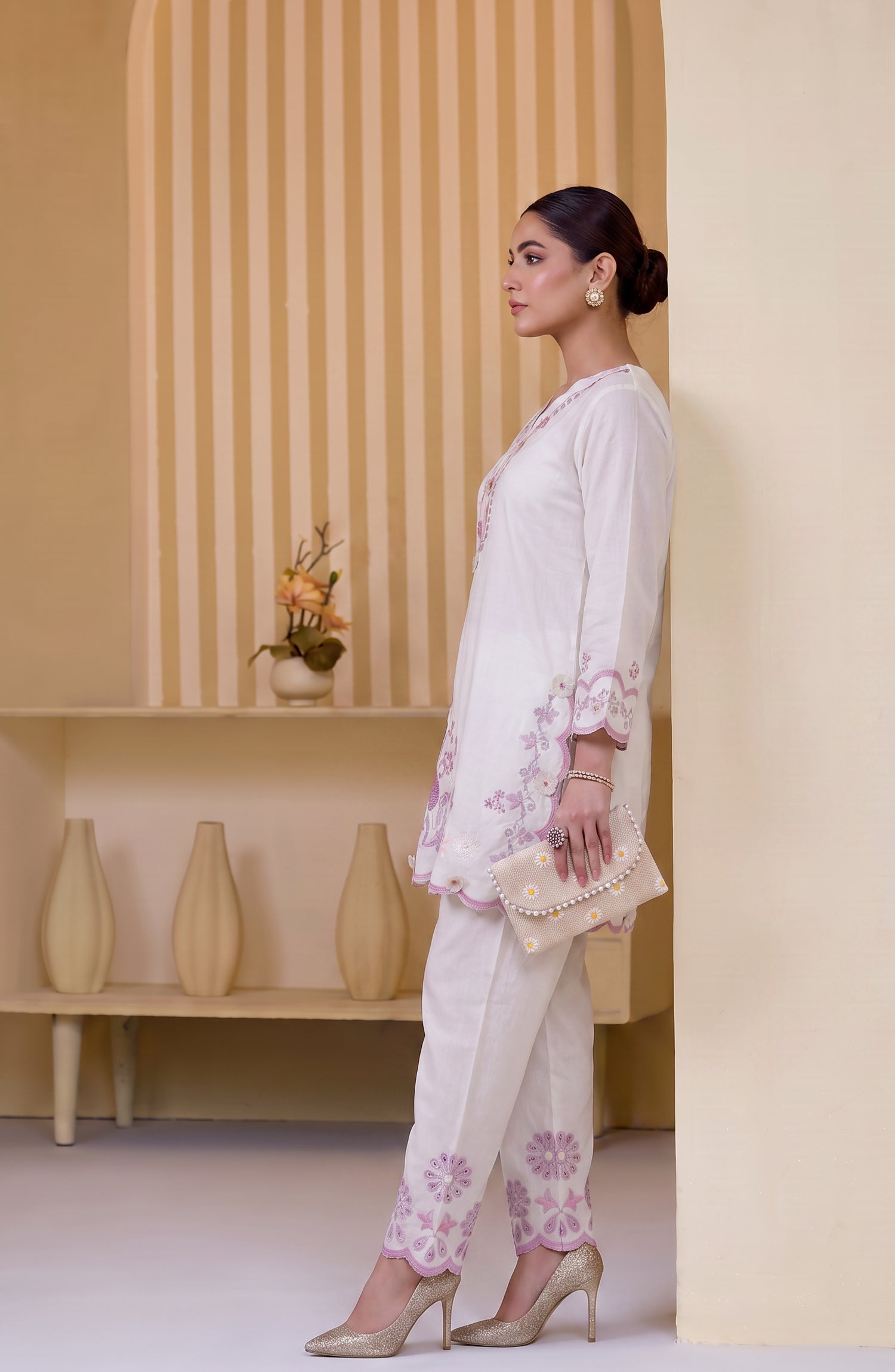 Mulaqaat by Amna Khadija Embroidered Cotton Stitched 2 Co-ord Set - AKMEC-21 - AM26QTL - White - Casual Collection