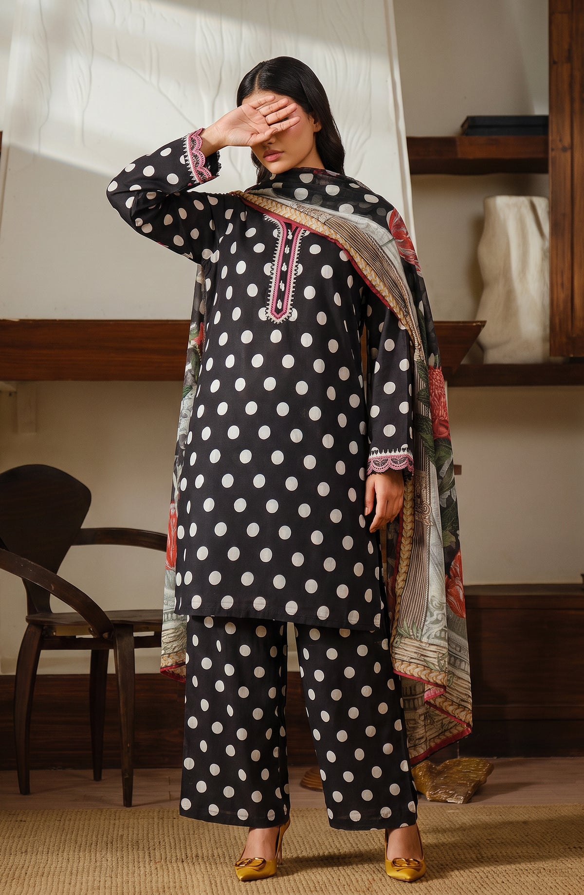 Narmin by Amna Khadija Embroidered Lawn Stitched 3 Piece Suit - AKN-03 - AM26NMN - Black - Summer Collection