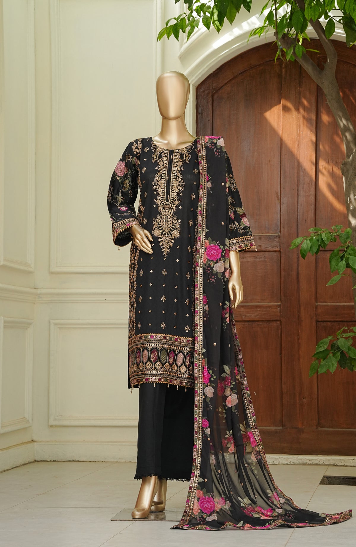 Noor e Sumaika by Amna Khadija Embroidered Lawn Stitched 3 Piece Suit - AKNS-05 - AM26NRSK - Black - Summer Collection