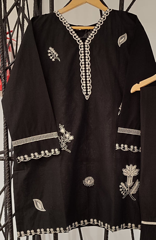 Nush Aira by Amna Khadija Embroidered Cotton Stitched 2 Piece Co-ord Set - AKTW-05 - AM26TWN - Black - Summer Collection