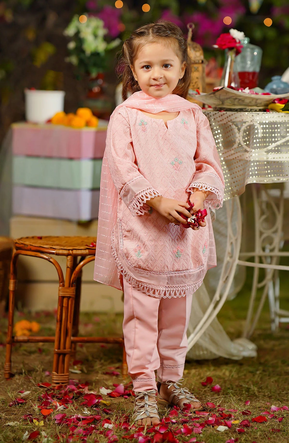 Chikankari Embroidered 3 Pc Suit OCH26ES MCK-04 Pink