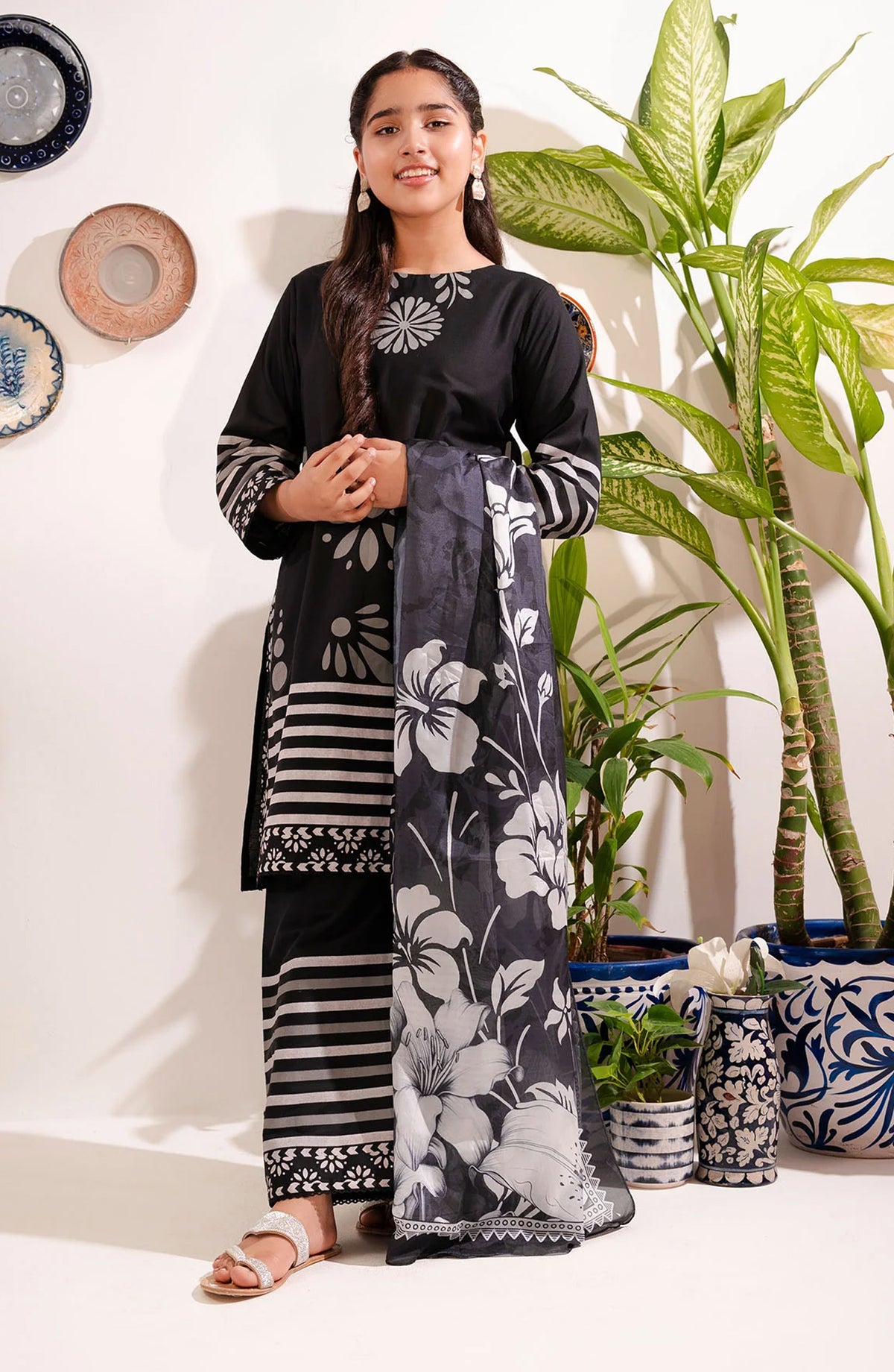 Cotton Printed 3 Pc Suit - MRM-14 - OCH25GCR - Black - Casual Girls Collection