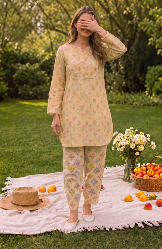 Parchhai by Amna Khadija Printed Cotton Stitched 2 Piece Co-ord Set - AKP-10M - AM26PRCH - Yellow - Summer Collection