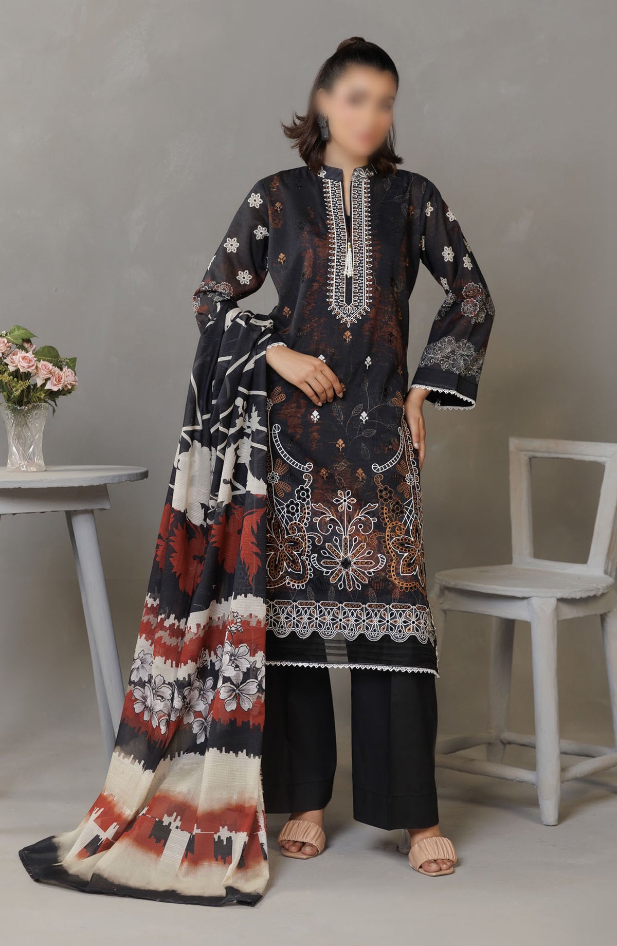Parisa Embroidered Lawn Unstitched 3 Piece Suit - DE-10 - AK25PRS3 - Black - Summer Collection