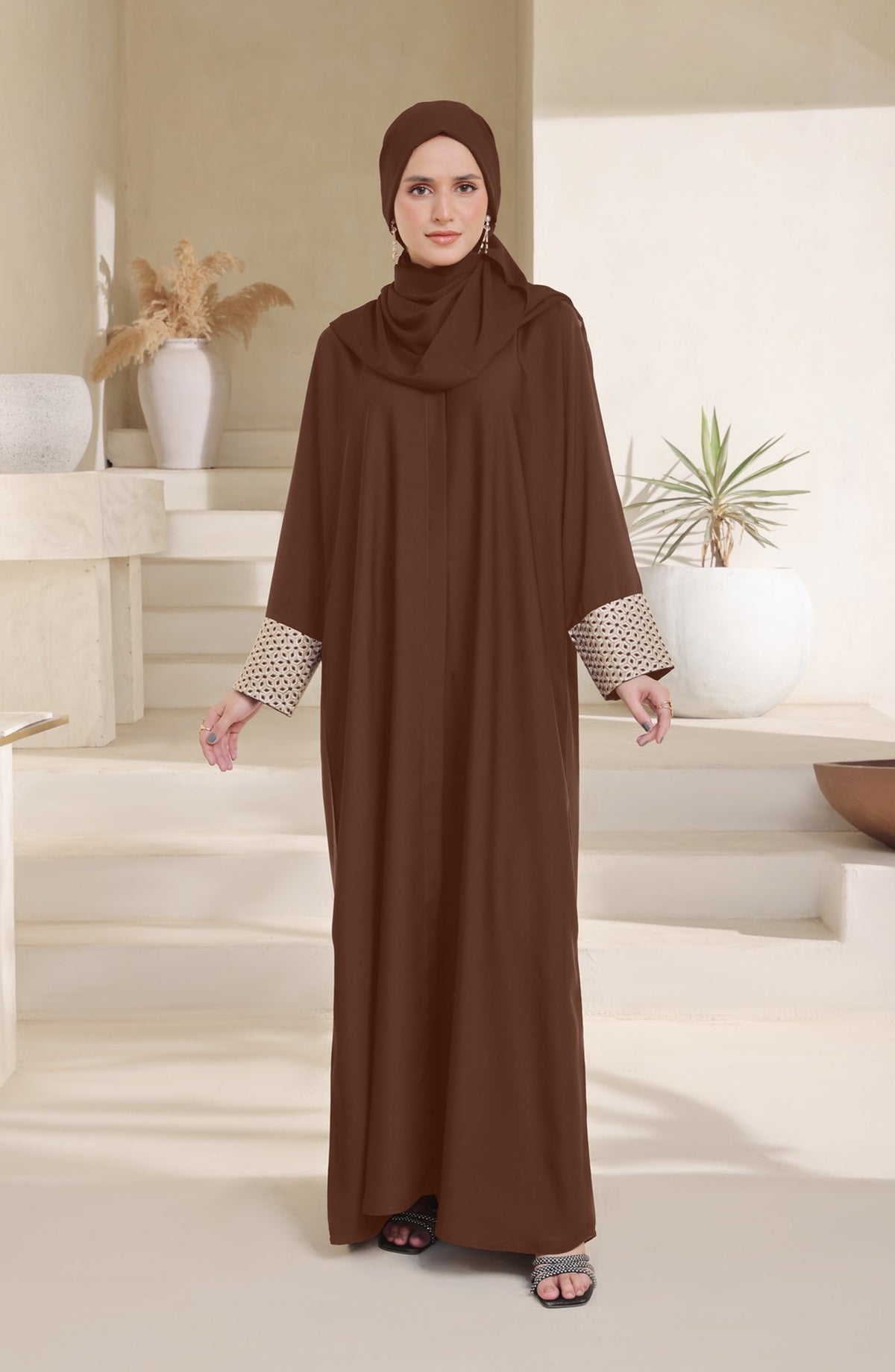 Kohinoor by TGM Front Open Premium Fabric Abaya - Parsa Brown - TGM25KOH - Brown
