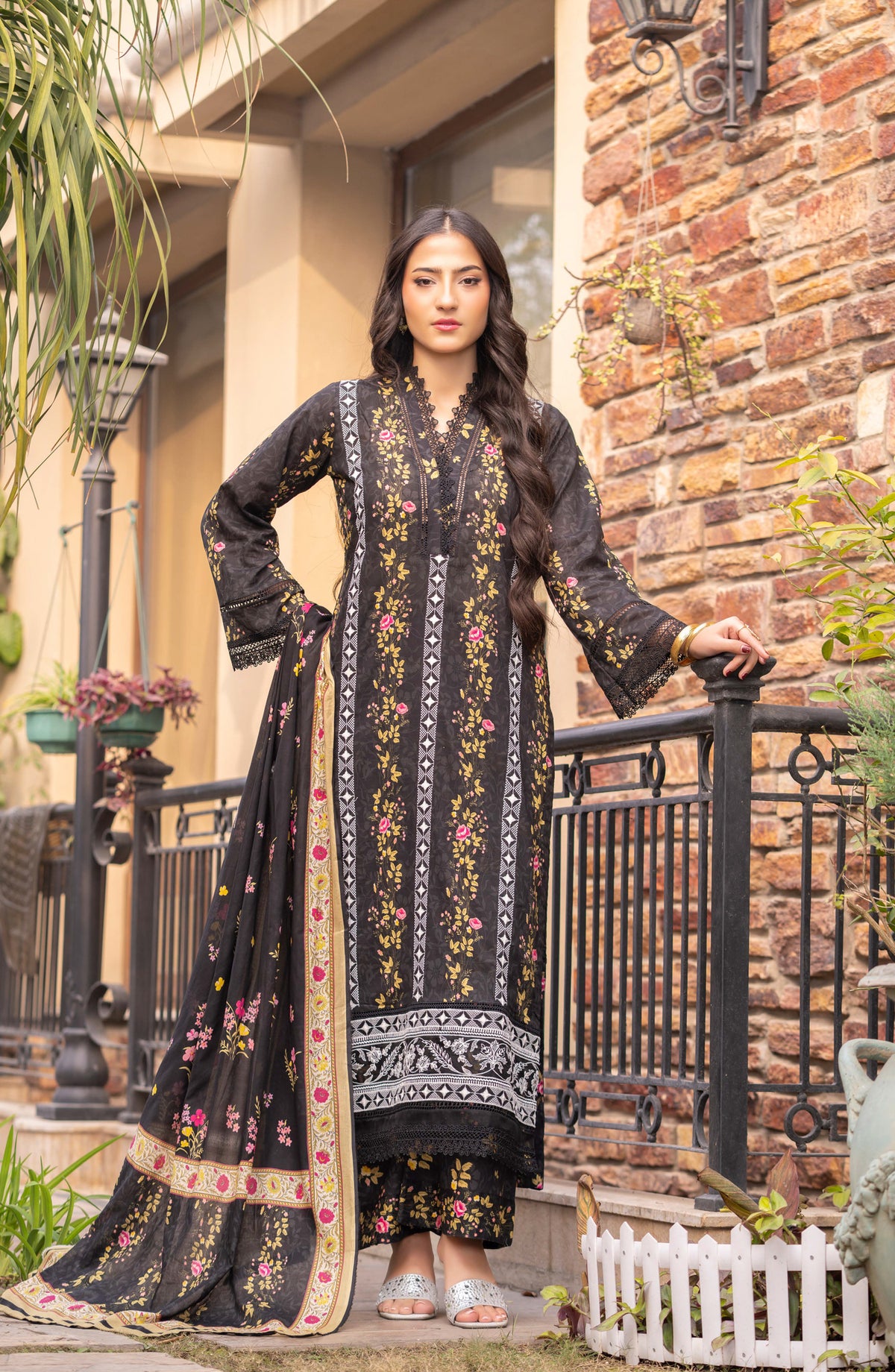 Print Kari by Aalaya Embroidered Lawn Unstitched 3 Piece Suit - D-06 - ALY26PRK - Black - Summer Collection