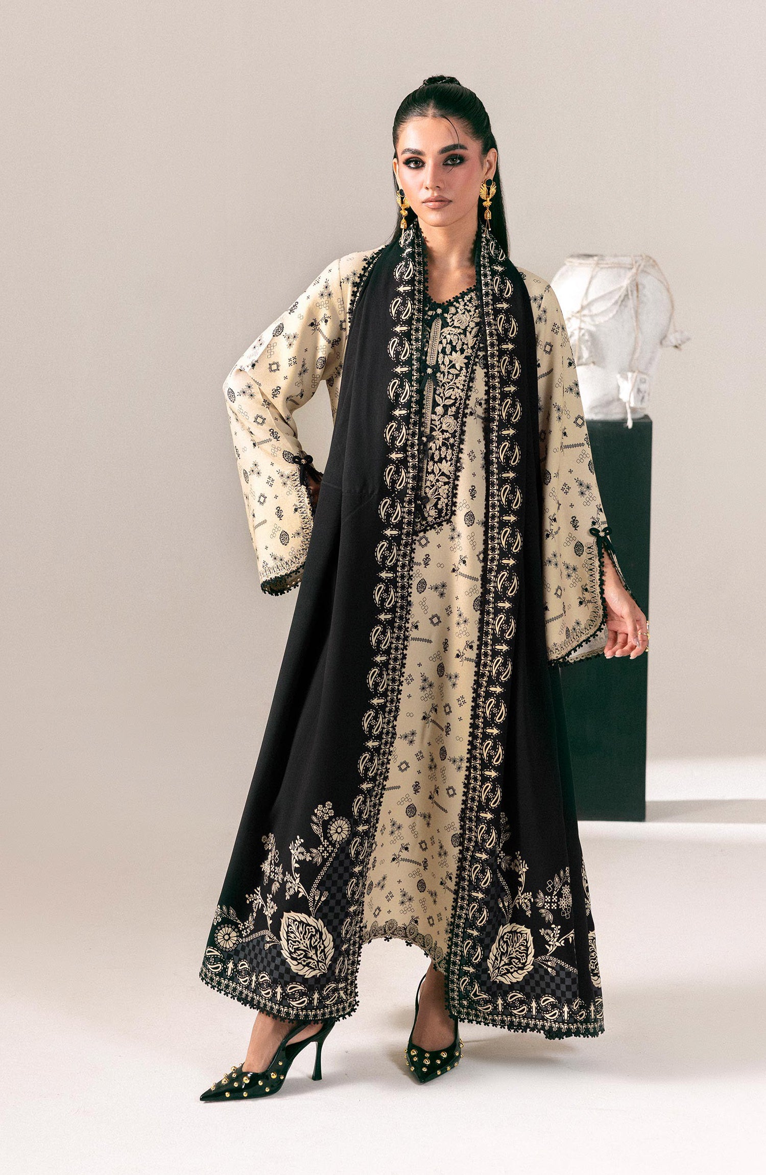 Qalamkar Embroidered Slub Linen Unstitched 3 Piece Suit - QPW-010A - QL26LI - Fawn - Winter Collection