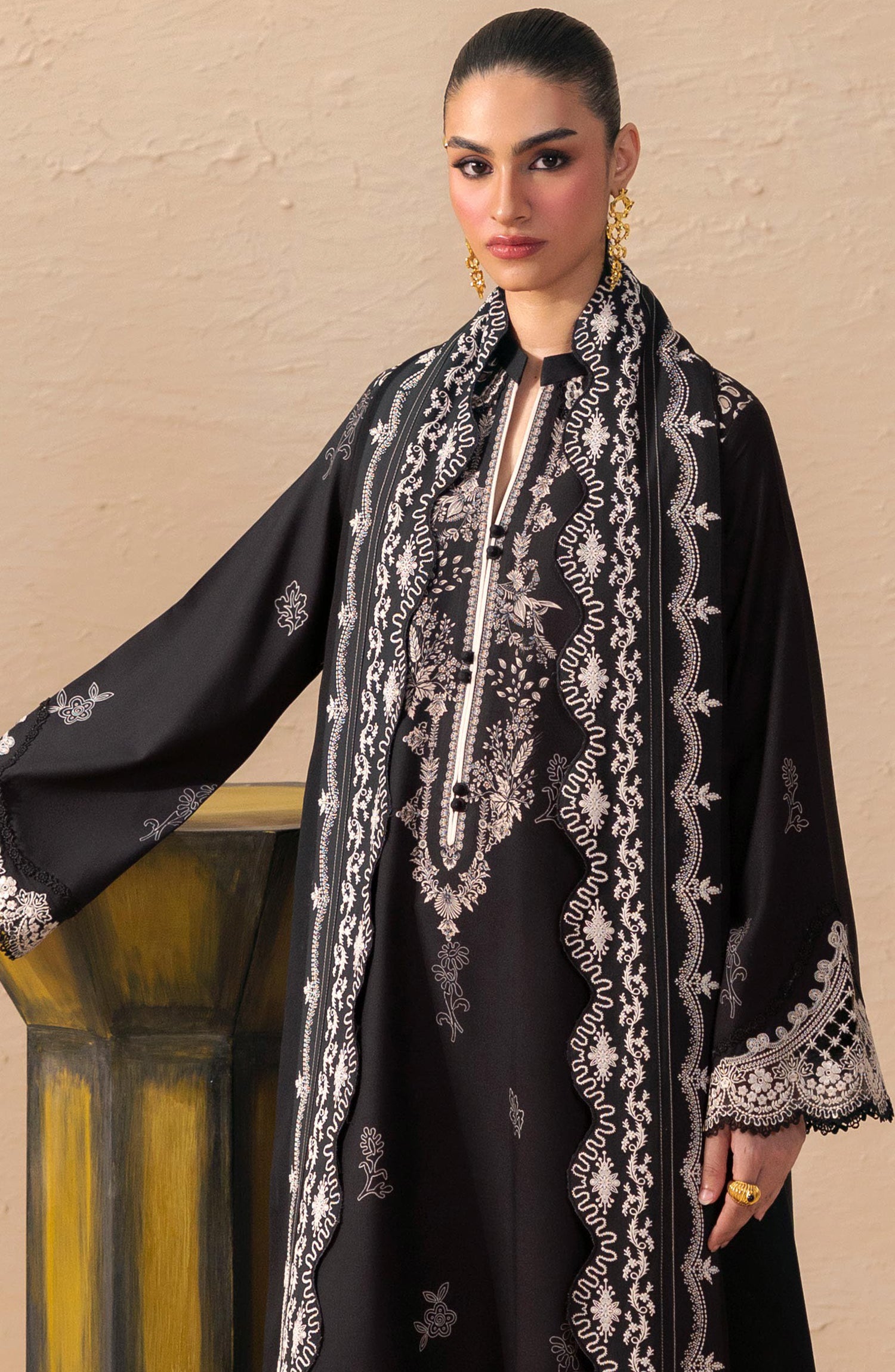 Qalamkar Embroidered Slub Linen Unstitched 3 Piece Suit - QPW-02A - QL26LI - Black - Winter Collection