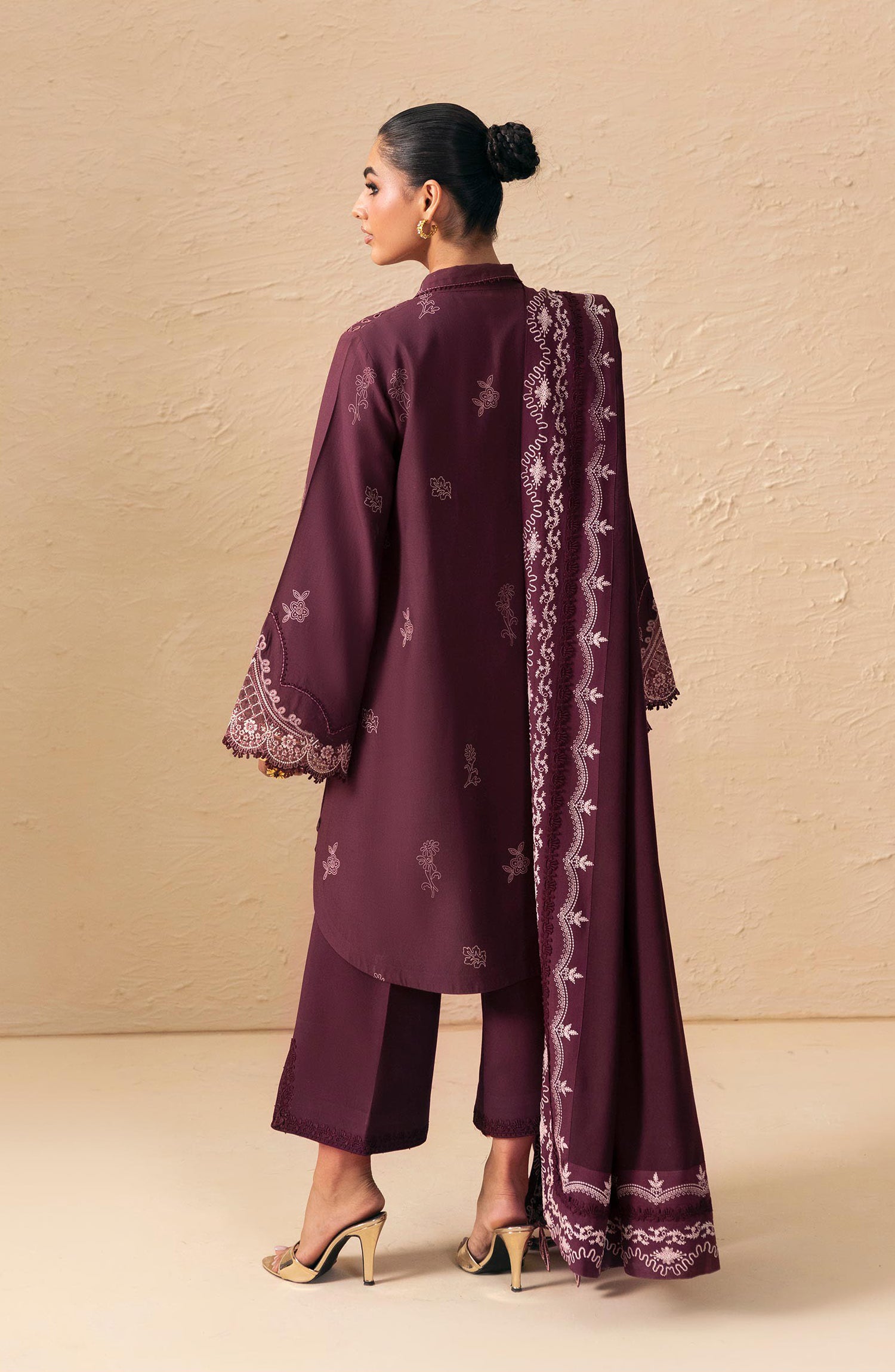 Qalamkar Embroidered Slub Linen Unstitched 3 Piece Suit - QPW-02B - QL26LI - Purple - Winter Collection