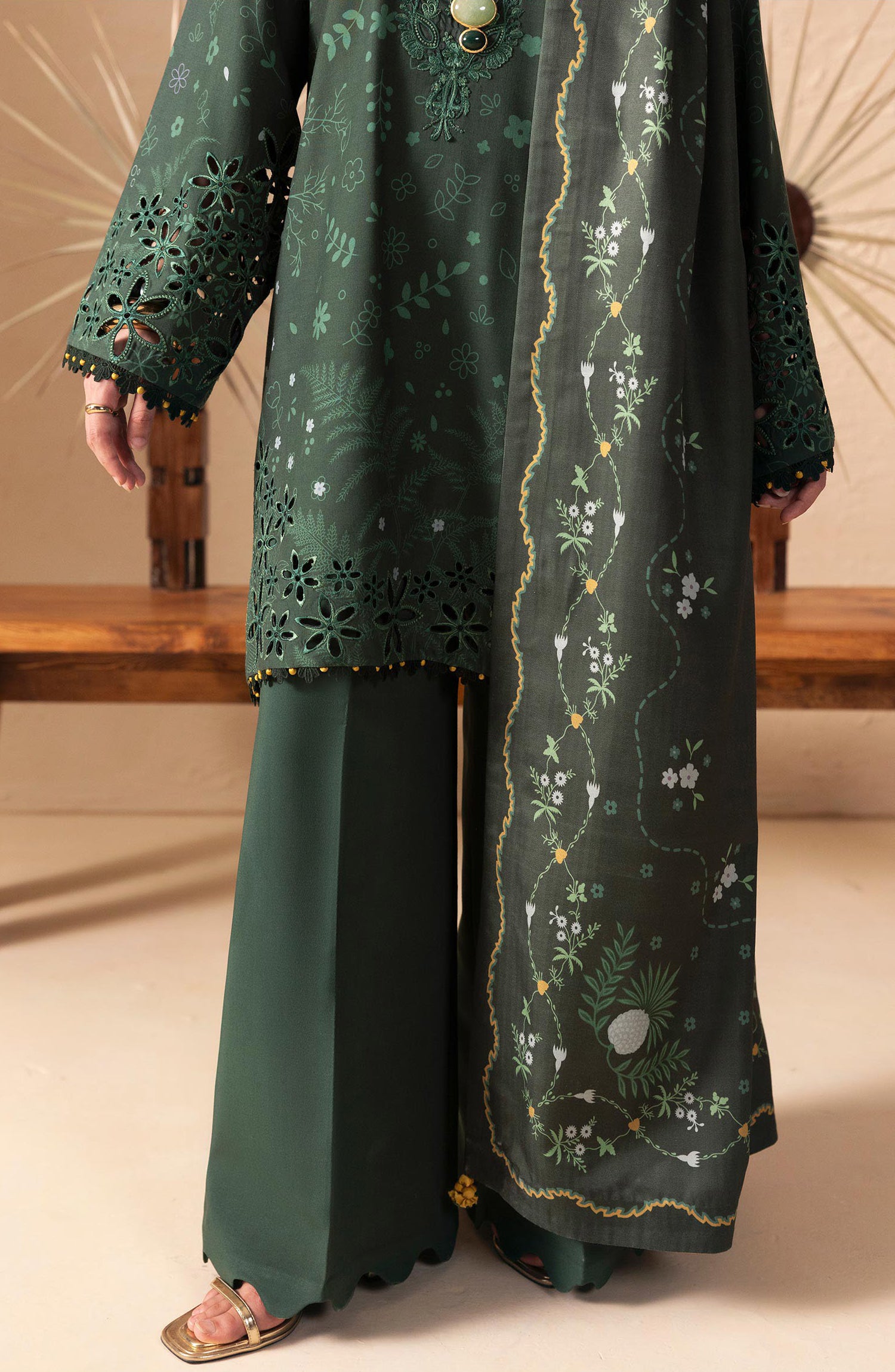 Qalamkar Embroidered Slub Linen Unstitched 3 Piece Suit - QPW-04B - QL26LI - Green - Winter Collection