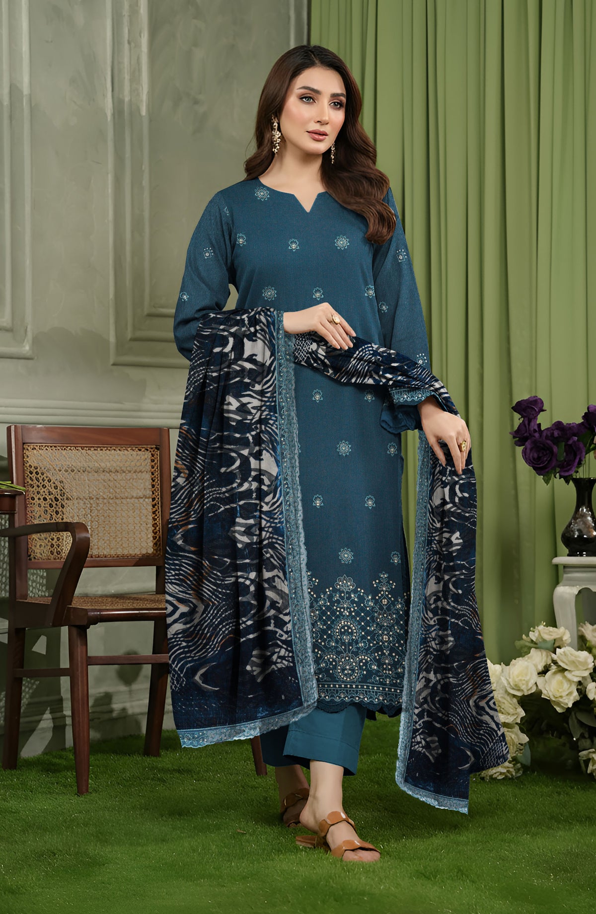 Queen Embroidered Sweet Peach Unstitched 3 Piece Suit - Design-06 - QU25SW - Teal - Winter Collection