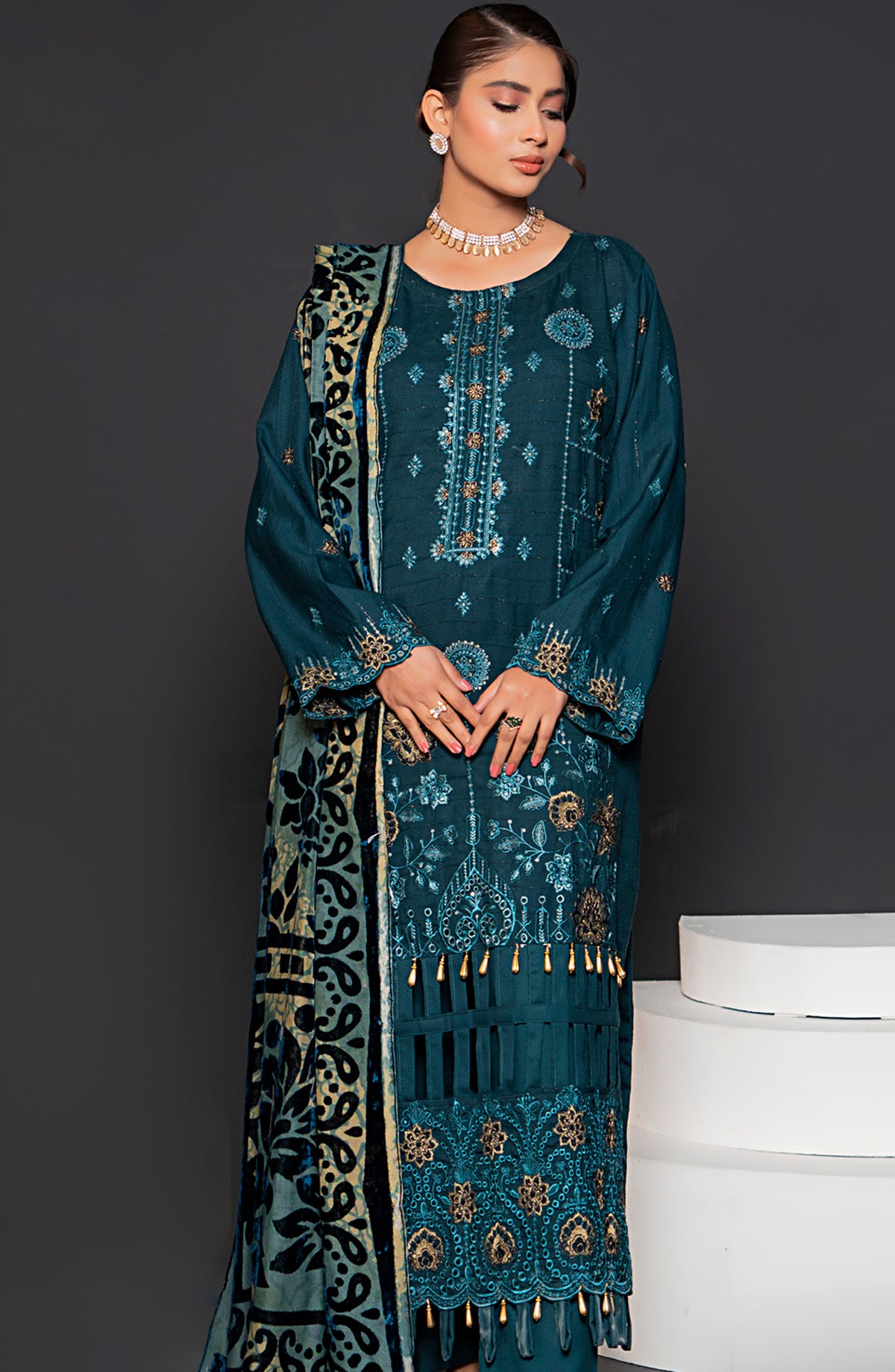 Queen Luxurious Embroidered Palachi Unstitched 3 Piece Suit - D-03 - QU25PLC - Teal - Winter Collection