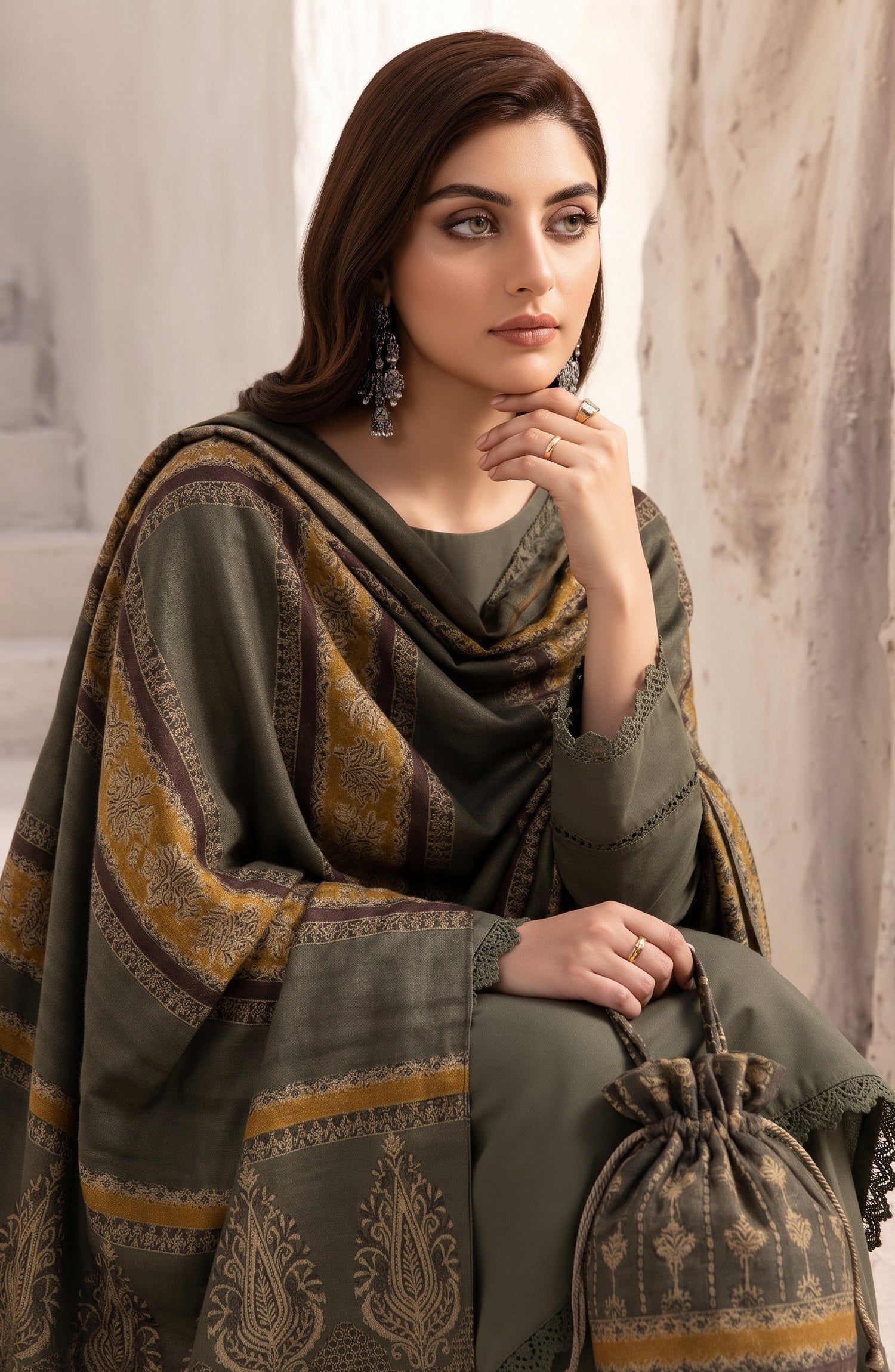Resham by Amna Khadija Dhanak Unstitched 3 Piece Suit - D-05 - AM26REM - Green - Winter Collection