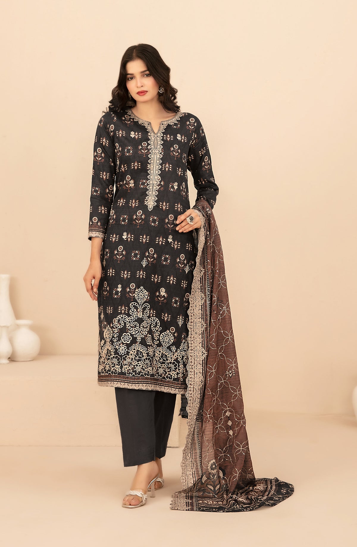 Rumeha by Tawakkal Fabrics Embroidered Lawn Unstitched 3 Piece Suit - D-5037 - TF26RUM - Black - Summer Collection