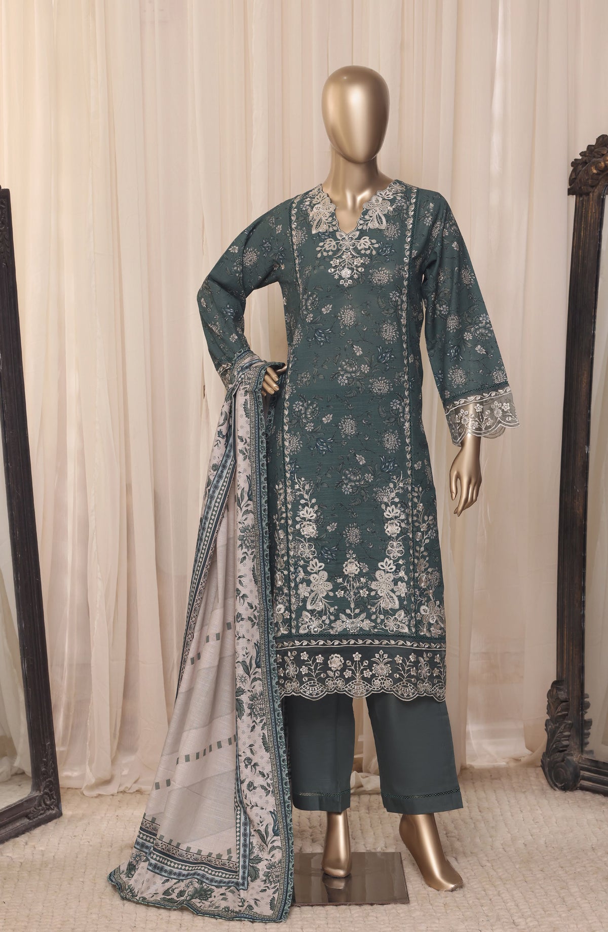 Sadabahar Embroidered Khaddar Stitched 3 Piece Suit - D-04 - SBD26LMT - Green - Winter Collection