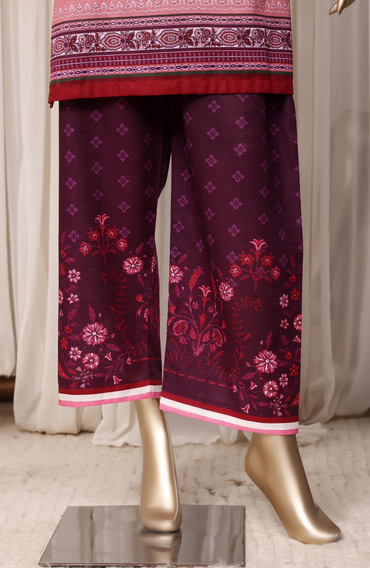 Sadabahar Printed Khaddar Stitched 3 Piece Suit - D-04 - SBD26RPN - Pink - Winter Collection