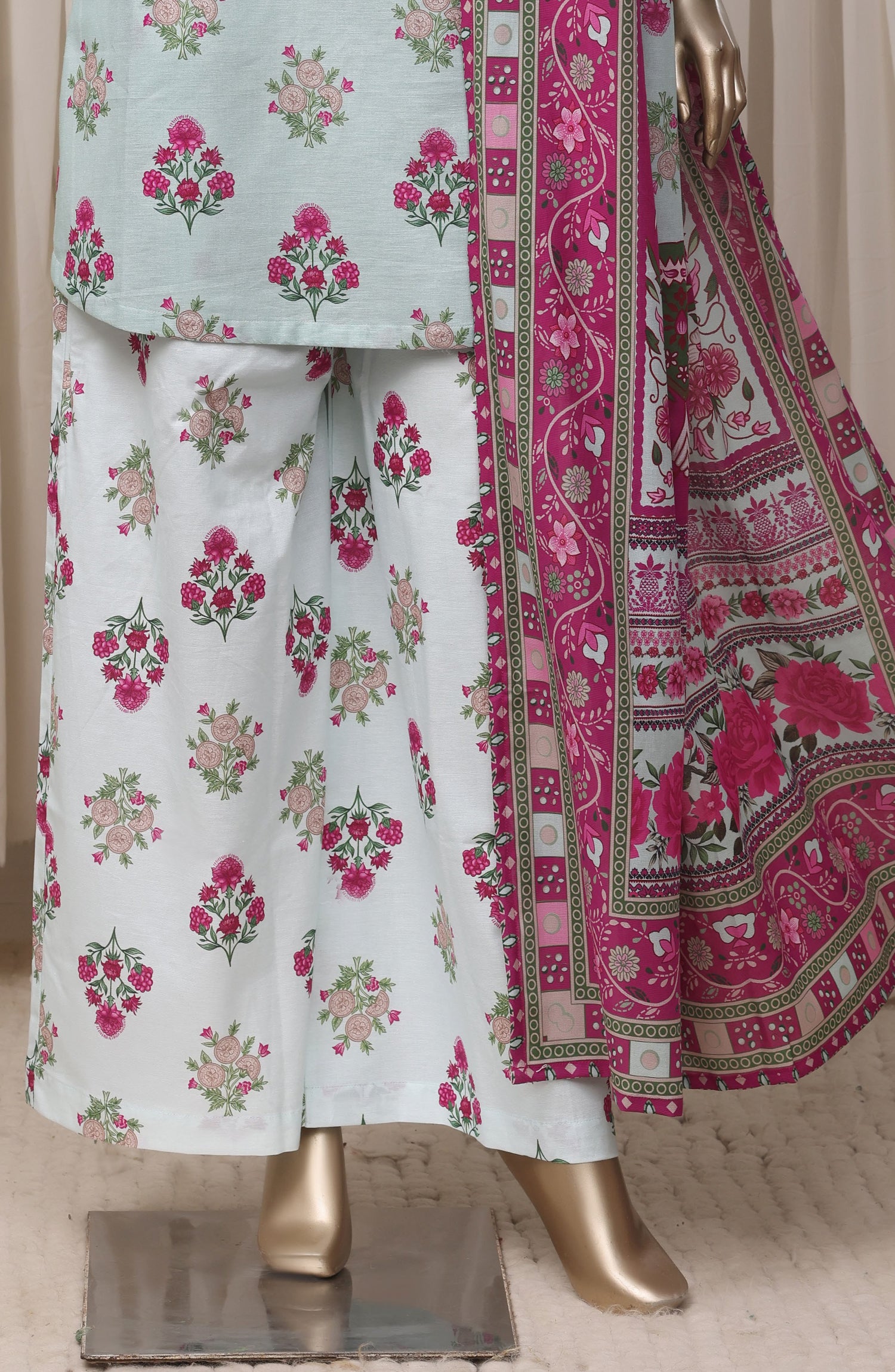 Sadabahar Printed Khaddar Stitched 3 Piece Suit - D-05 - SBD26NF - Sky Blue - Winter Collection