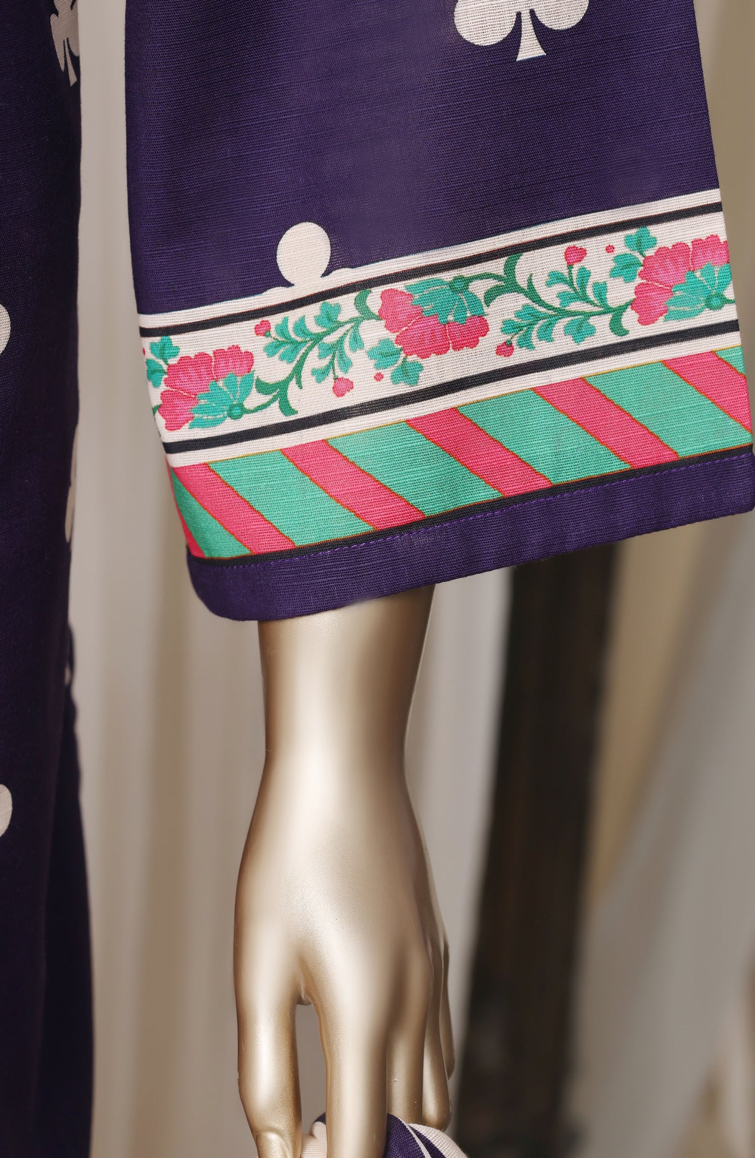 Sadabahar Printed Khaddar Stitched 3 Piece Suit - D-05 - SBD26RPN - Blue - Winter Collection