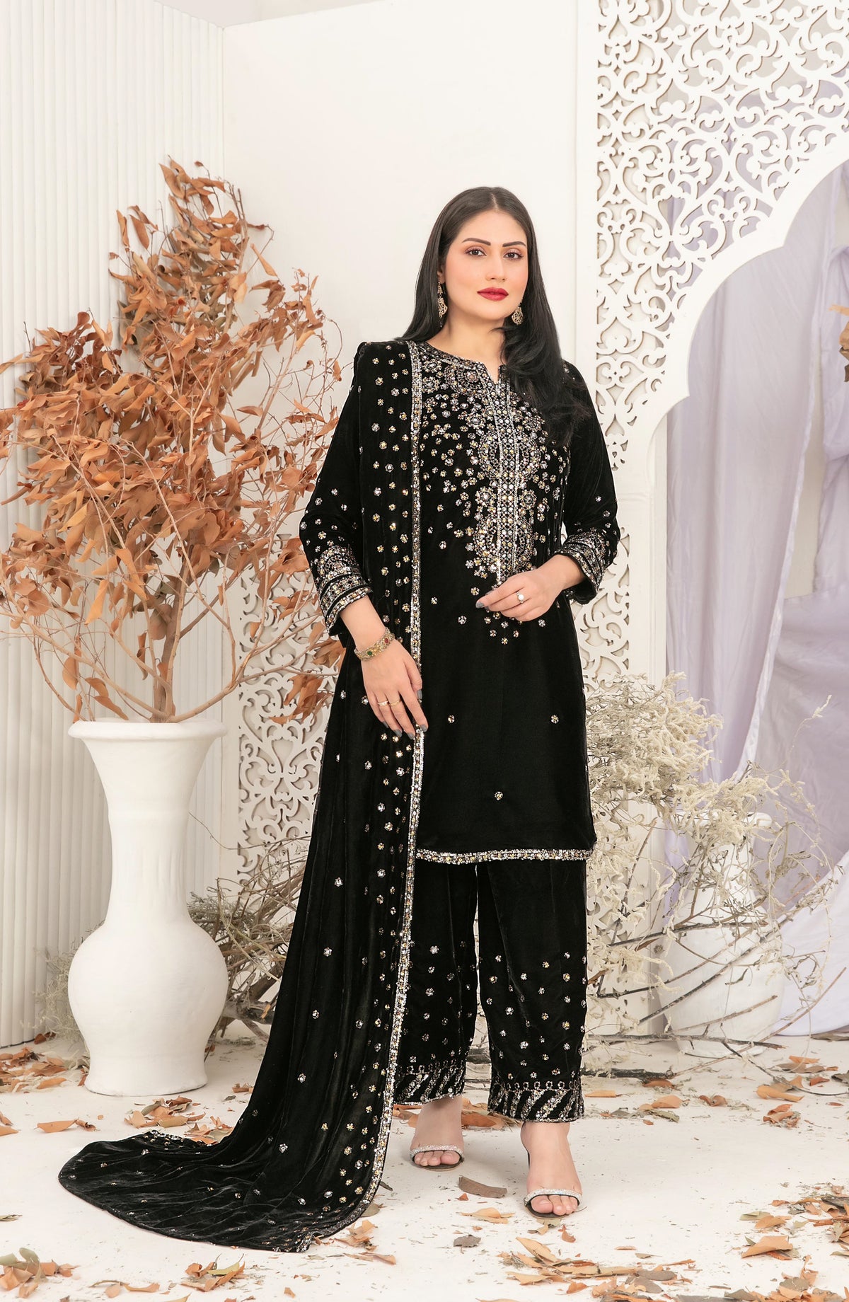Sajni by Tawakkal Fabric Fancy Embroidered Velvet Unstitched 3 Piece Suit - D-5194 - TF25SAJ - Black - Luxury Collection