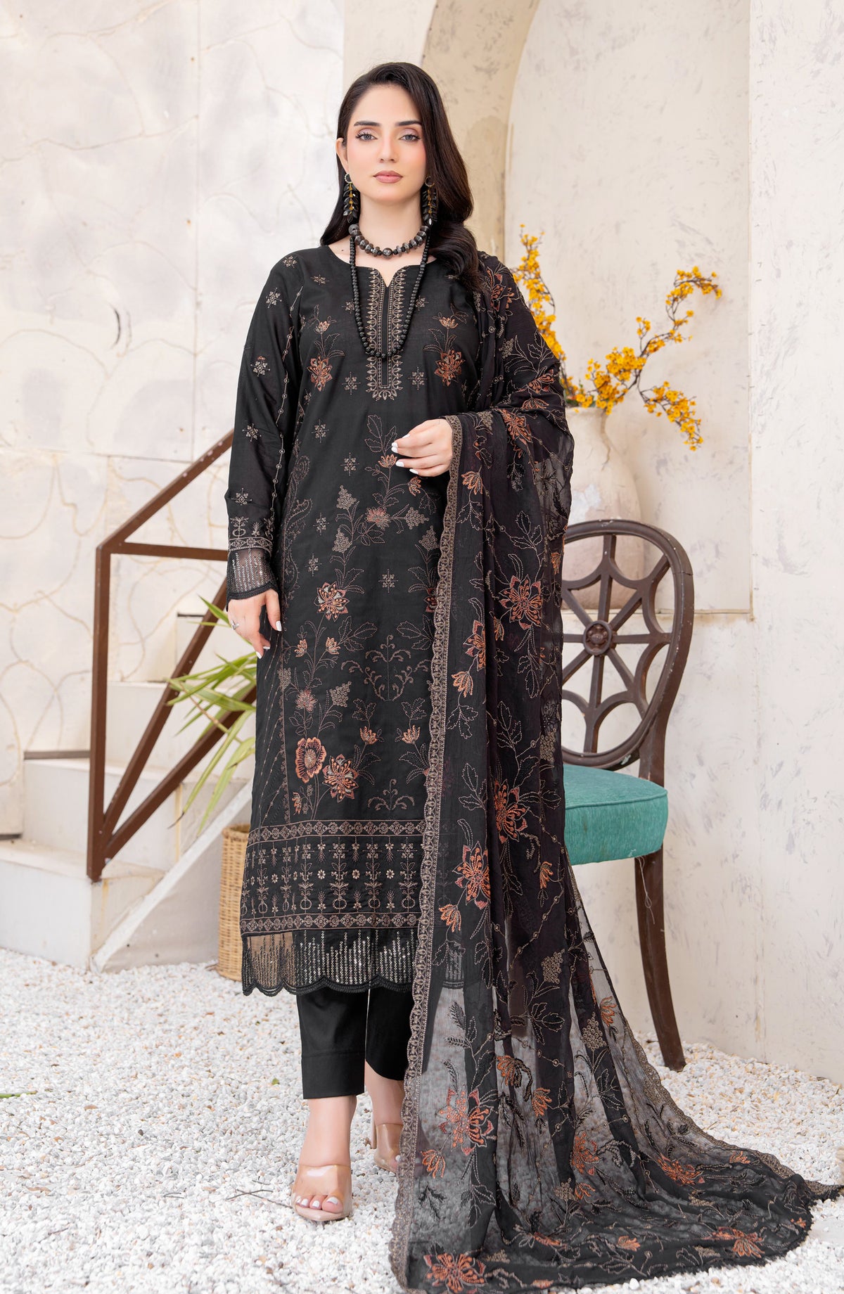 Saqafat by Riaz Arts Embroidered Lawn Unstitched 3 Piece Suit - D-04 - RA26SQT - Black - Summer Collection