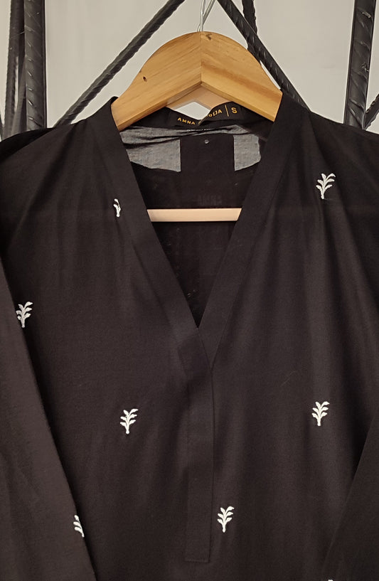 Shadow Play by Amna Khadija Embroidered Lawn Stitched 2 Piece Suit - AKSP-02 - AM26ASPK - Black - Summer Collection