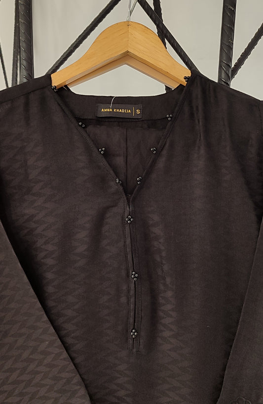 Shadow Play by Amna Khadija Embroidered Jacquard Stitched 2 Piece Suit - AKSP-03 - AM26ASPK - Black - Summer Collection