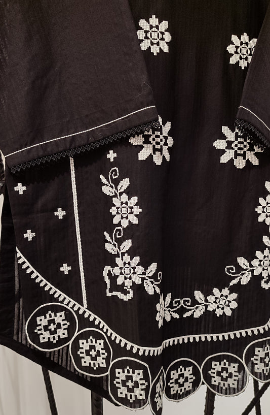 Shadow Play by Amna Khadija Embroidered Doriya Stitched 2 Piece Suit - AKSP-07 - AM26ASPK - Black - Summer Collection