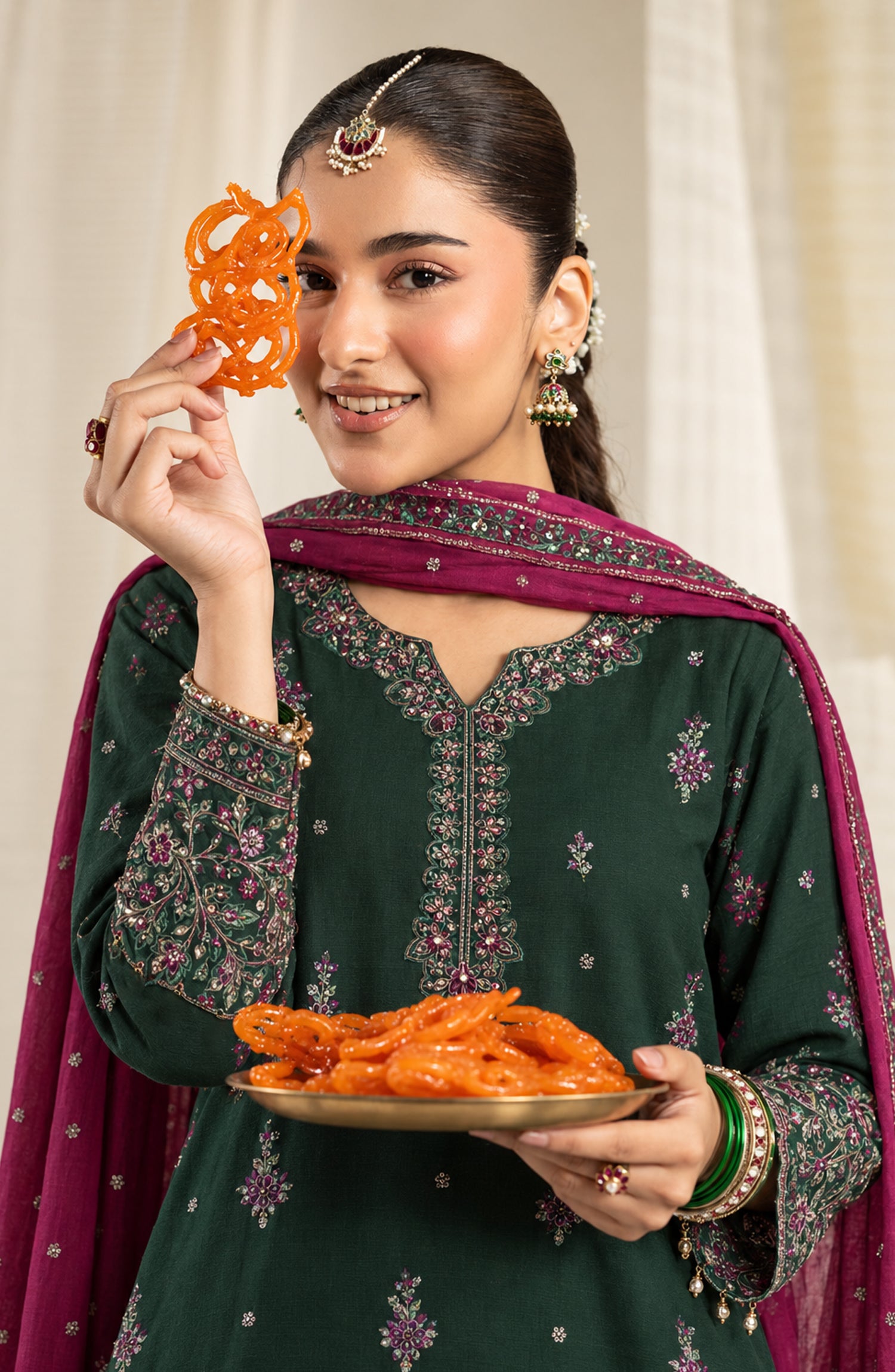 Sham-e-Riwayat by Amna Khadija Embroidered Cotton Stitched 3 Piece Suit - AKSR-01 - AM26SHM - Green - Luxury Collection