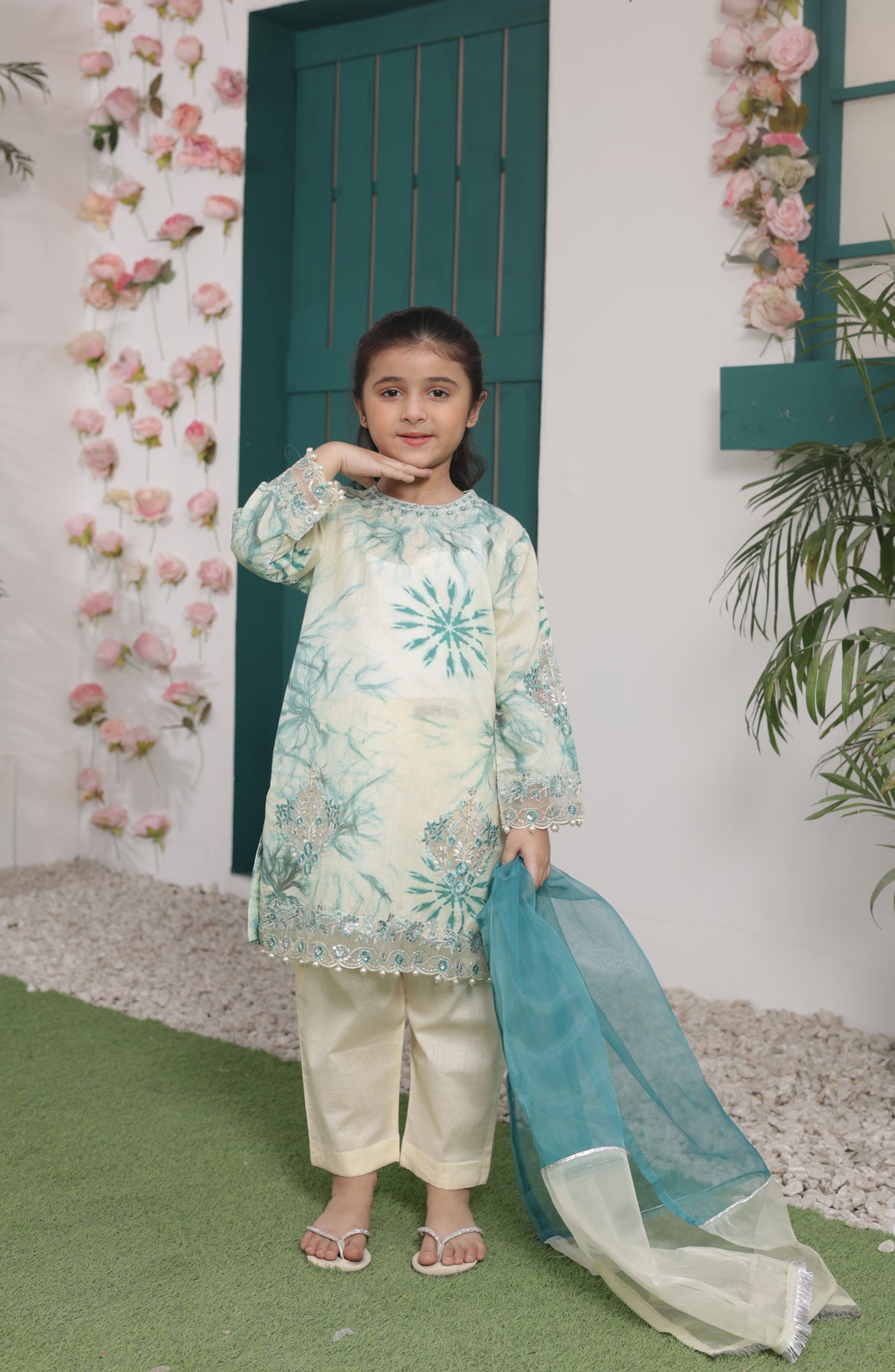 Shanzey Bahar-e-Eid Embroidered Shimmered Cambric Stitched 3 Piece Suit - SHK-5206 - SHZ26BHR - Cream - Festive Collection