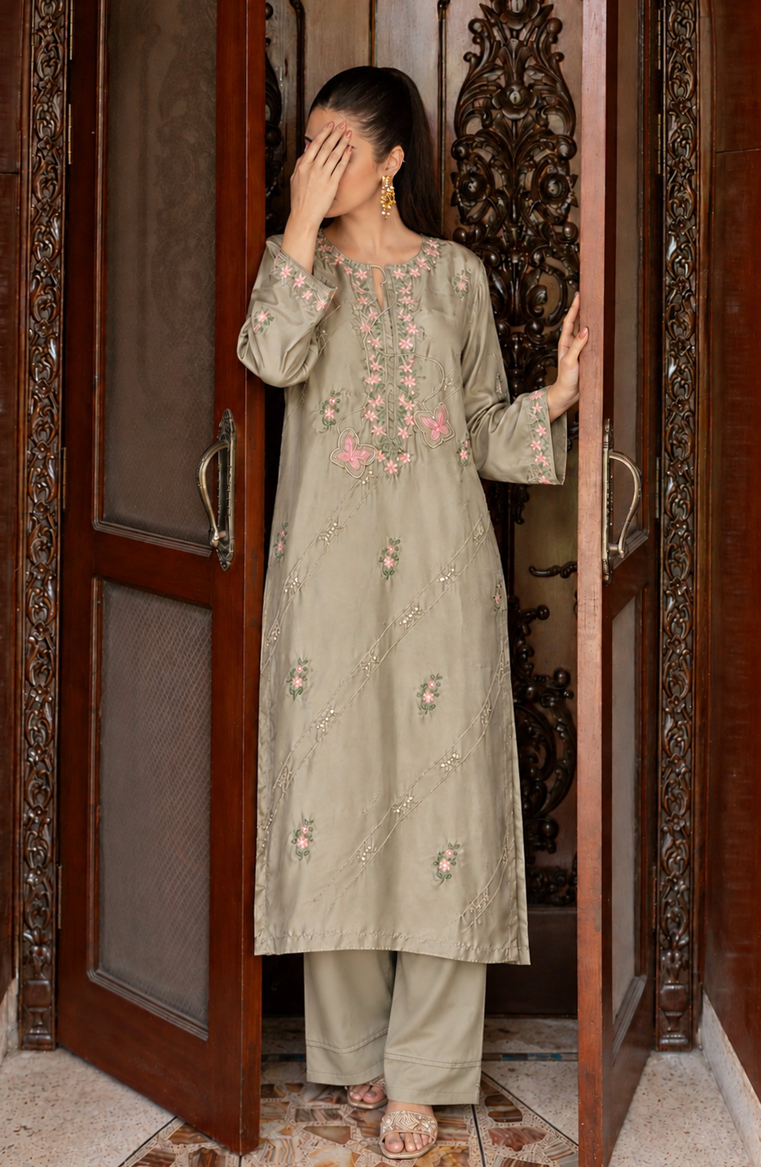 Shimmer by Amna Khadija Embroidered Shamooz Silk Stitched 2 Co-ord Set - AKSS-06 - AM26SMR - Green - Casual Collection