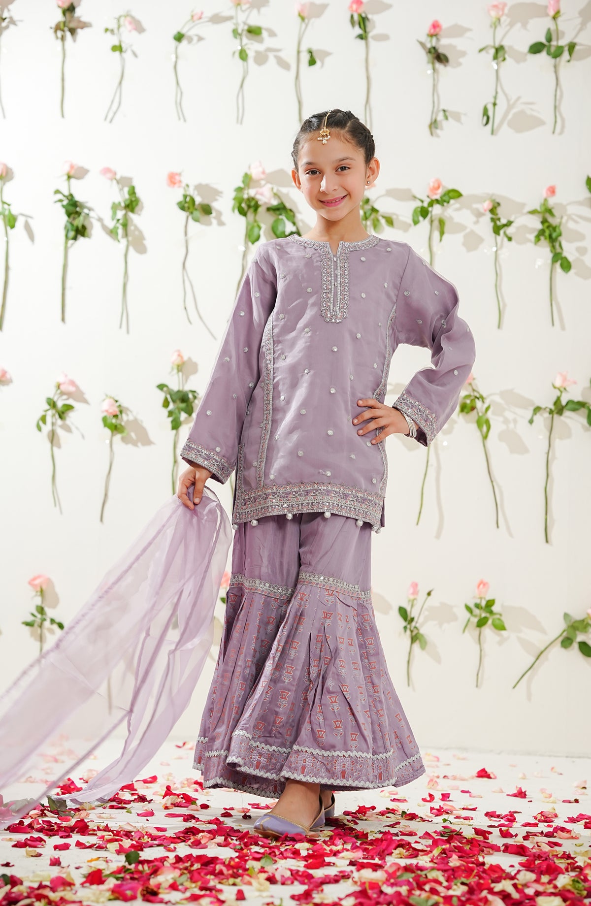 Sunehri by Amna Khadija Embroidered Organza Stitched 3 Piece Suit - SGLF-08 - AM26NHRI - Purple - Girls Festive Collection