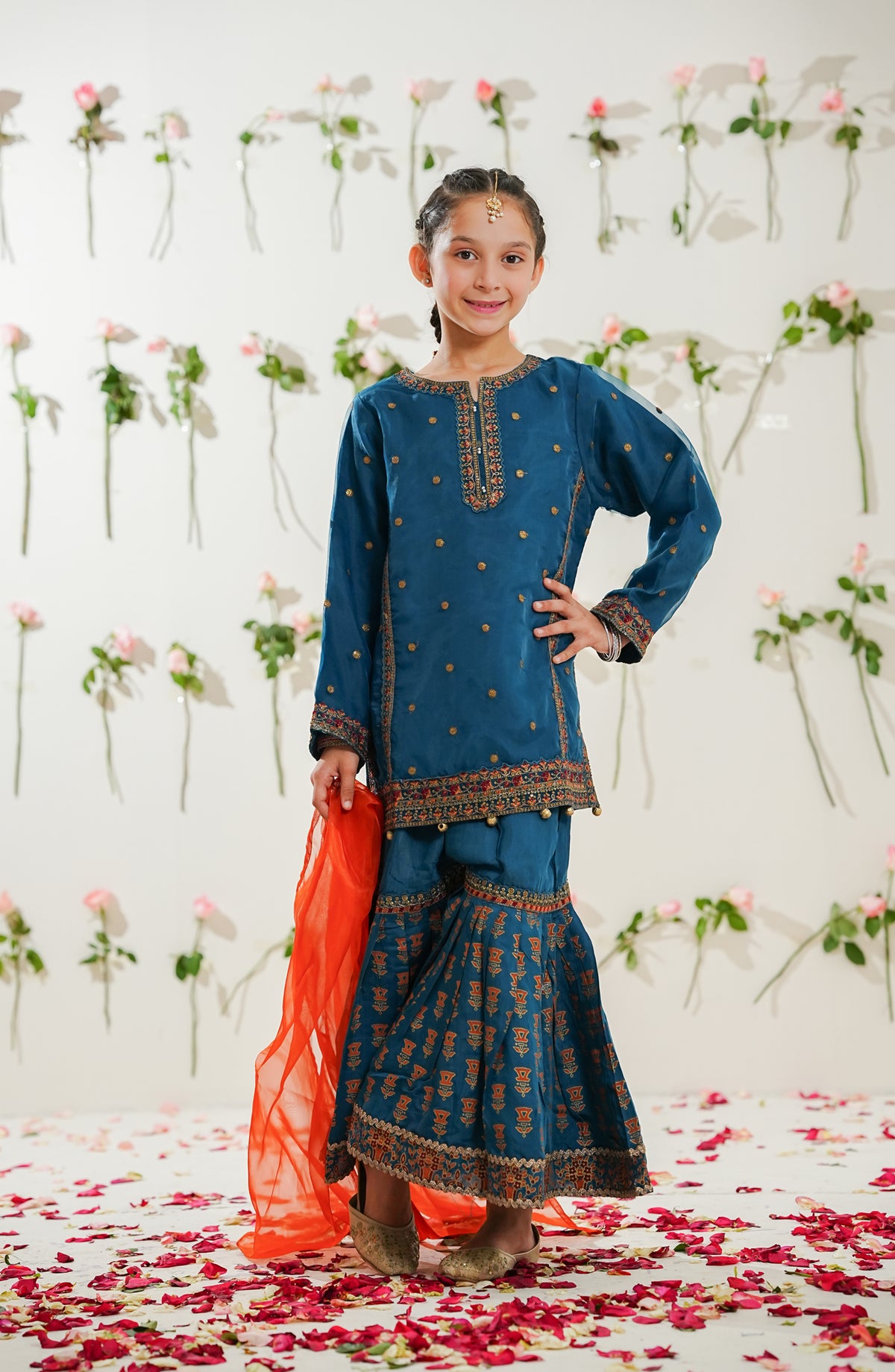 Sunehri by Amna Khadija Embroidered Organza Stitched 3 Piece Suit - SGLF-10 - AM26NHRI - Blue - Girls Festive Collection