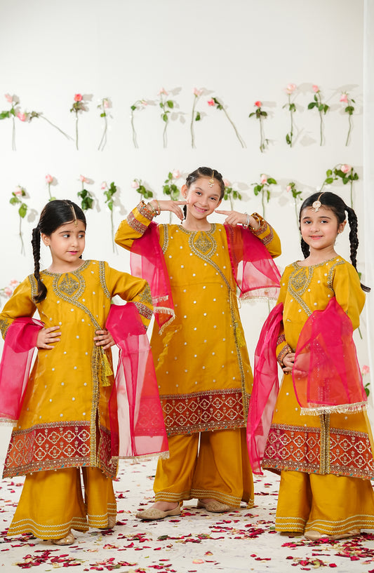 Sunehri by Amna Khadija Embroidered Organza Stitched 3 Piece Suit - SGLF-12 - AM26NHRI - Yellow - Girls Festive Collection