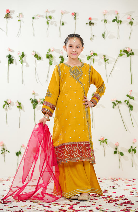 Sunehri by Amna Khadija Embroidered Organza Stitched 3 Piece Suit - SGLF-12 - AM26NHRI - Yellow - Girls Festive Collection