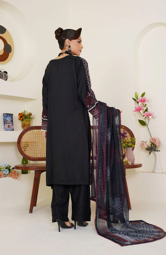Threads & Weaves Black & Maroon Embroidered Lawn 3-Piece Pret Suit TNW25LN