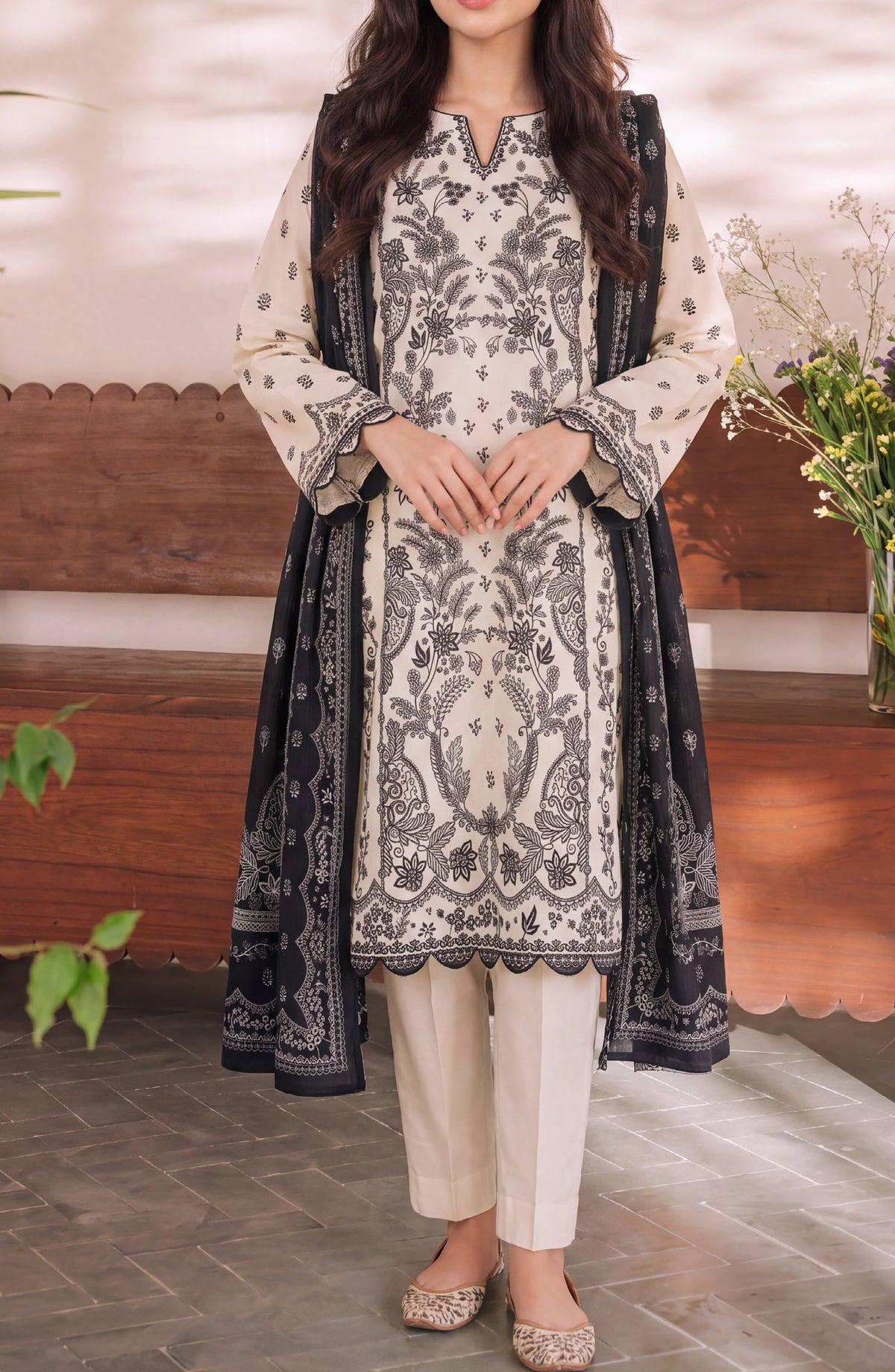 VS Daman Exclusive Printed Cambric Unstitched 3 Piece Suit - D-953 - VS26MB - Fawn - Summer Collection