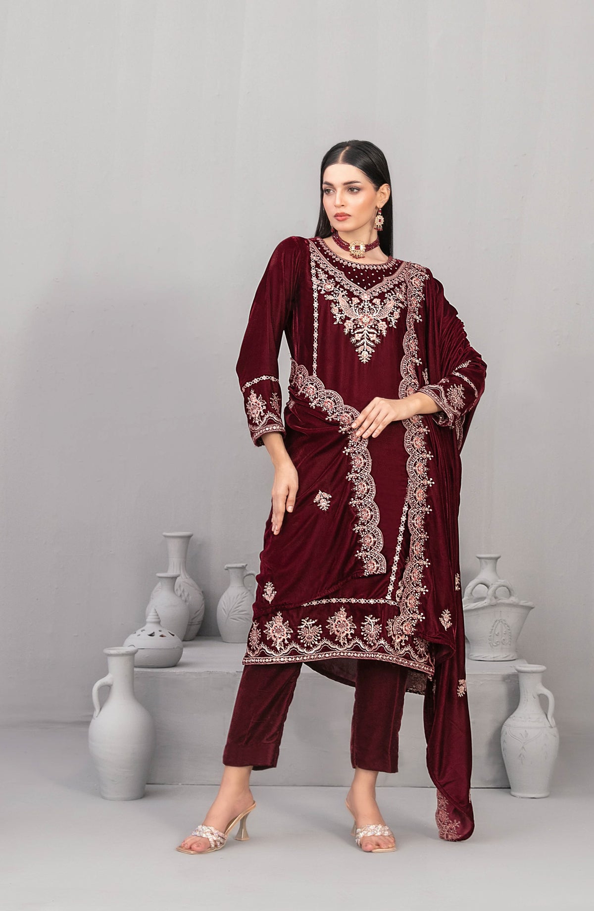 Velvora by Tawakkal Fabrics Embroidered Velvet Unstitched 3 Piece Suit - D-4923 - TF25VOR - Maroon - Winter Collection
