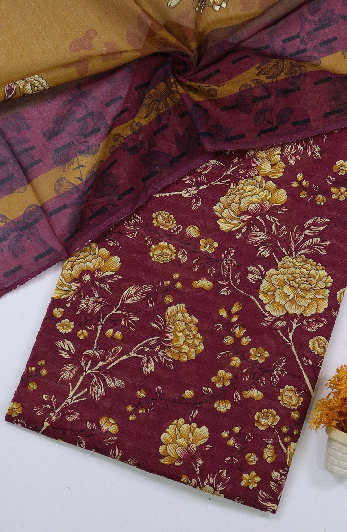 Ayra by Amna Khadija Printed Lawn Unstitched 3 Piece Suit - D-05 - AM25AYRA - Red - Summer Collection