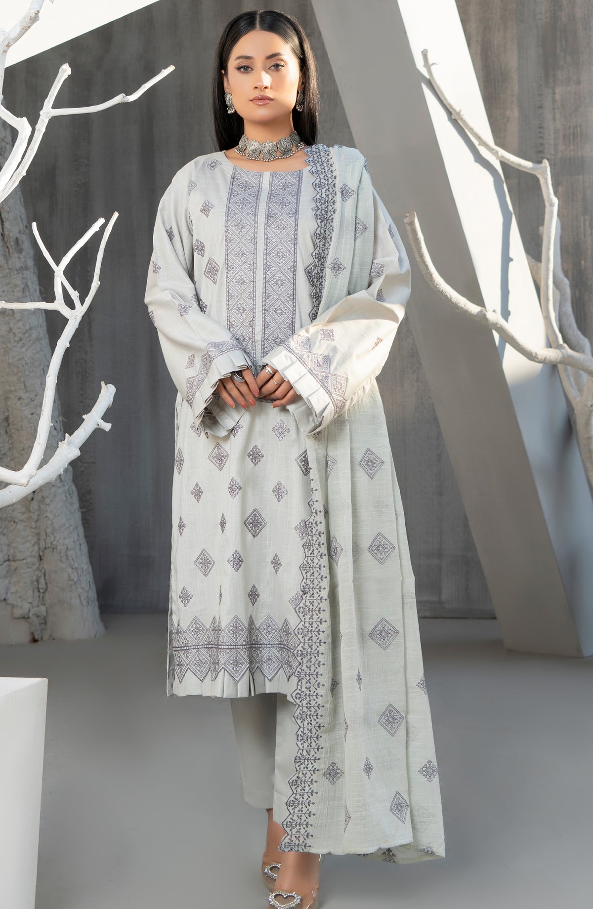 Zarmeesh by Al Karim Embroidered Slub Unstitched 3 Piece Suit - D-07 - AK26ZRM - Light Green - Summer Collection