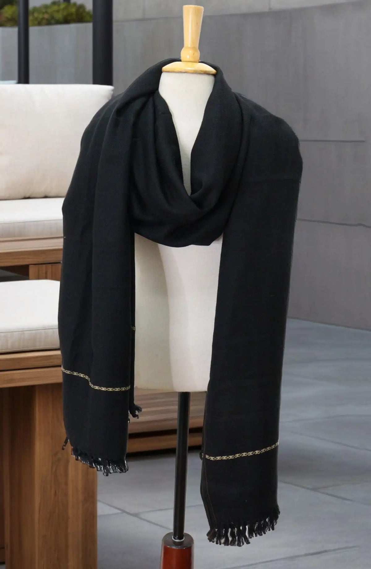 Woolen Wisdom For The Modern Man By Bin Yameen - ALM 7102500 C