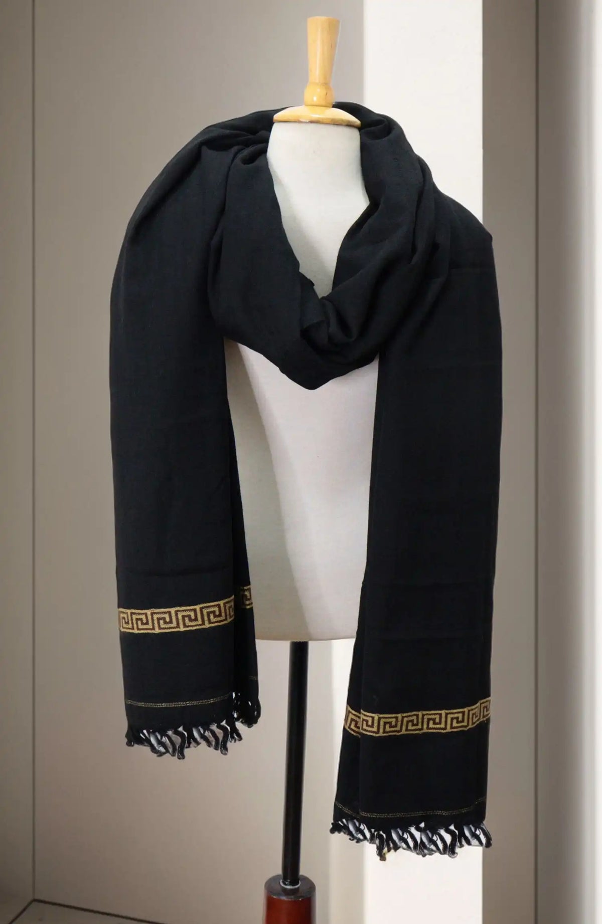 Woolen Wisdom For The Modern Man By Bin Yameen - ALM 7102500 E