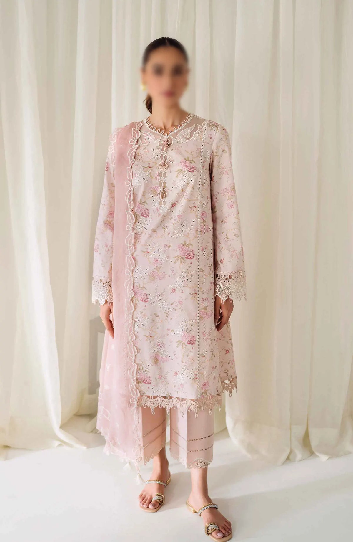 Qalamkar QPrints Lawn Collection 2024 - AR 10 HELENE