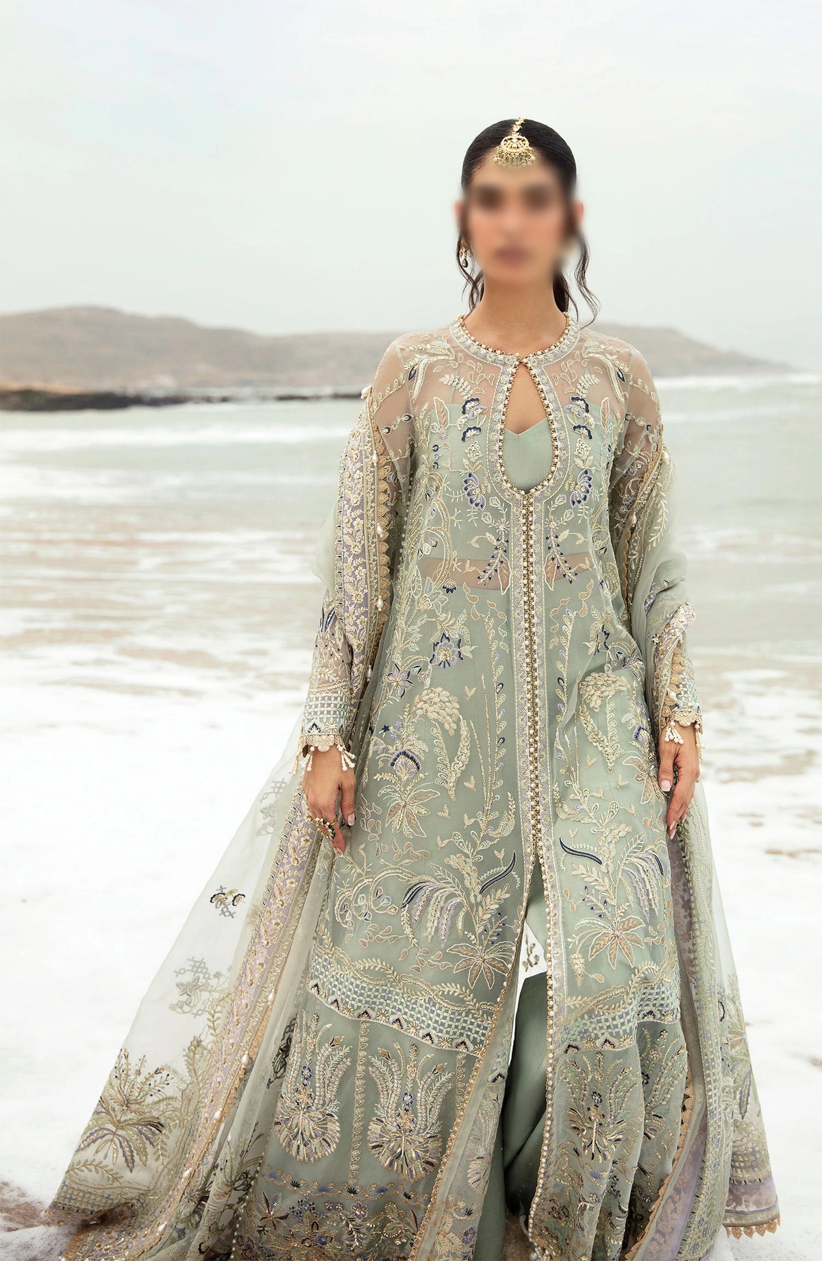 Afrozeh Dastanngoi Luxury Collection - AWE 08 SHANZAY