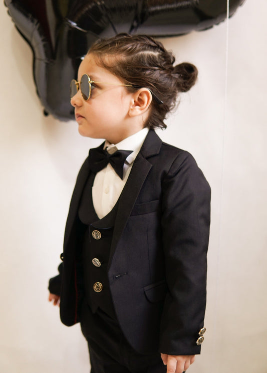5pcs Black suit (Coat+Waistcoat+Pant+Shirt+Bow) - CPS 001