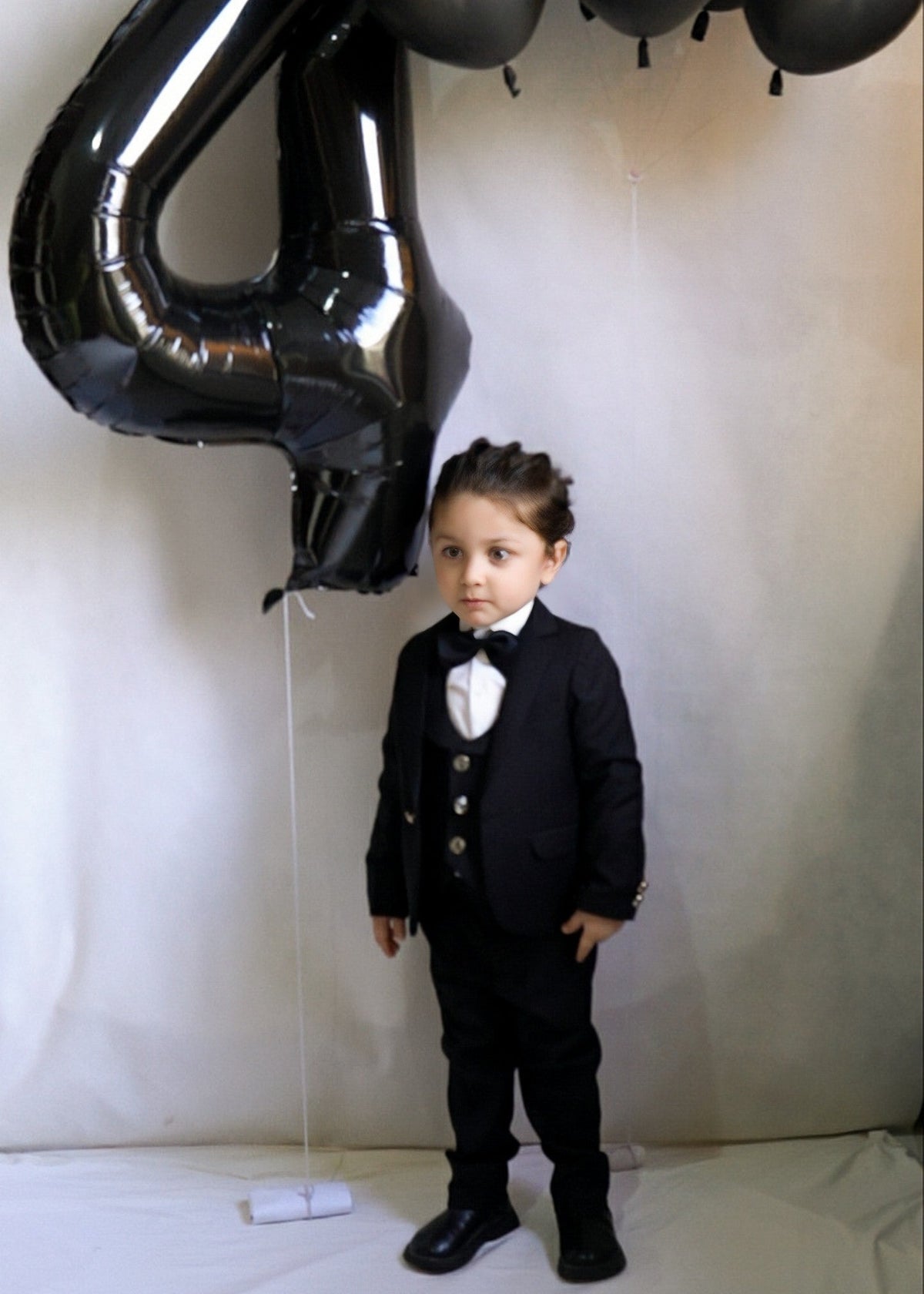 5pcs Black suit (Coat+Waistcoat+Pant+Shirt+Bow) - CPS 001