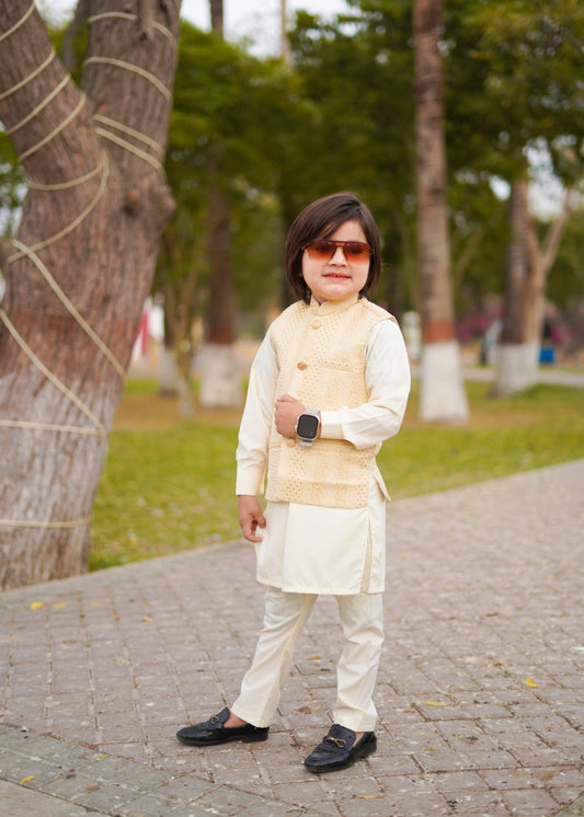 Cream White Waistcoat Suit EW 42
