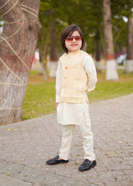 Cream White Waistcoat Suit EW 42
