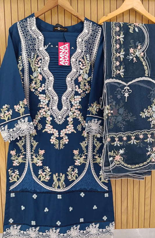 Luxury Lawn Pret Collection by Amna Khadija - CRS2401 B