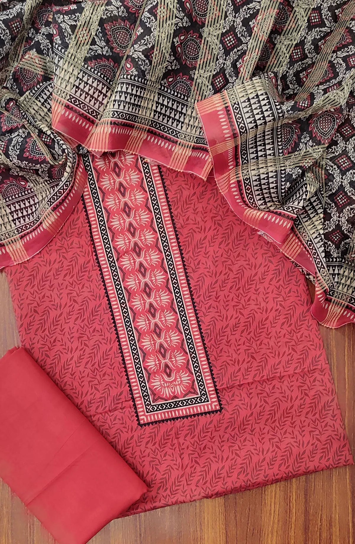Classic Unstitched Printed Lawn 3 Pcs Collection 2024 - CUPL 02